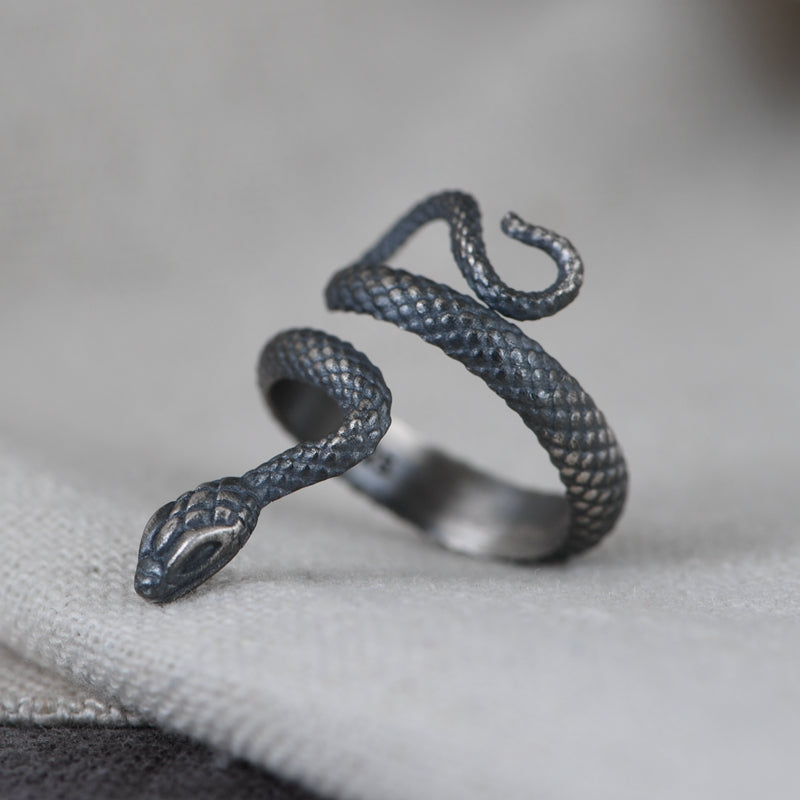 Gothic Snake Ring