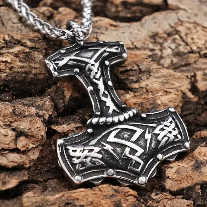Mjolnir Thor Pendant