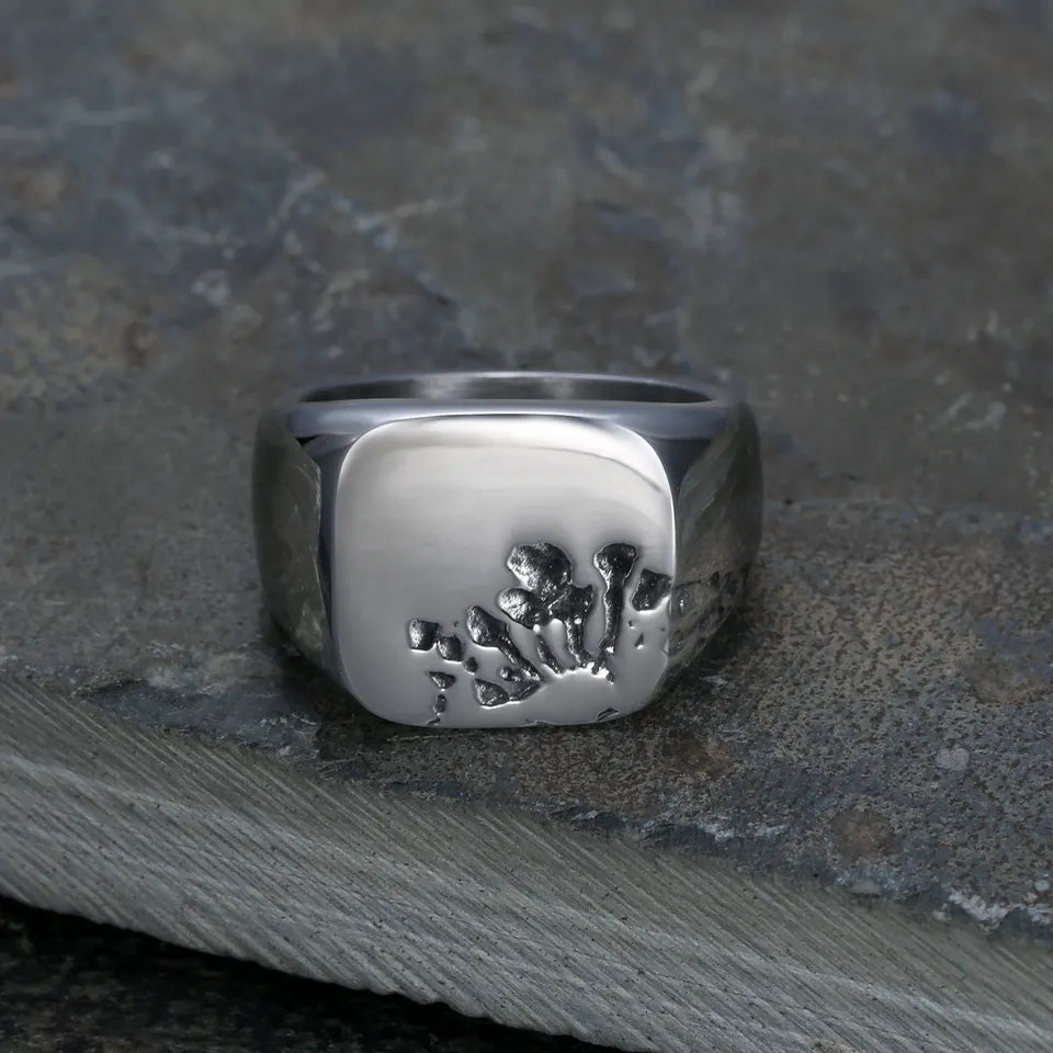 Ravaged Elegance Ring