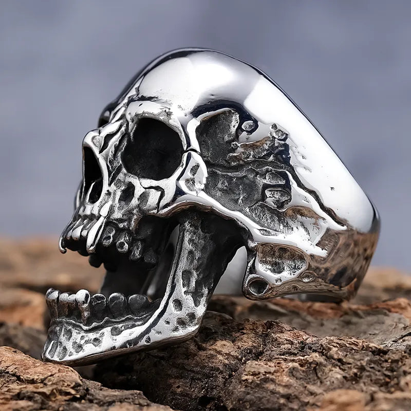Vampire Skull Ring