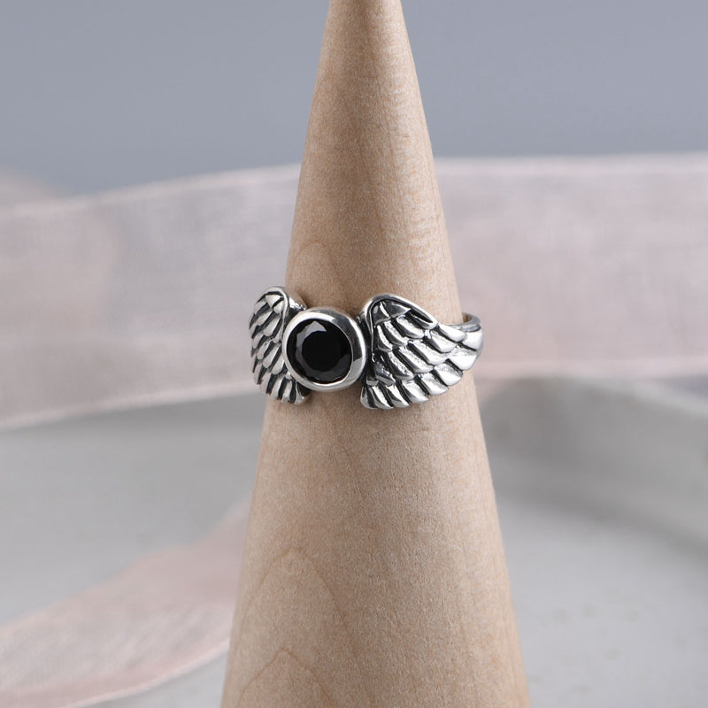 Feather Set Zircon ring