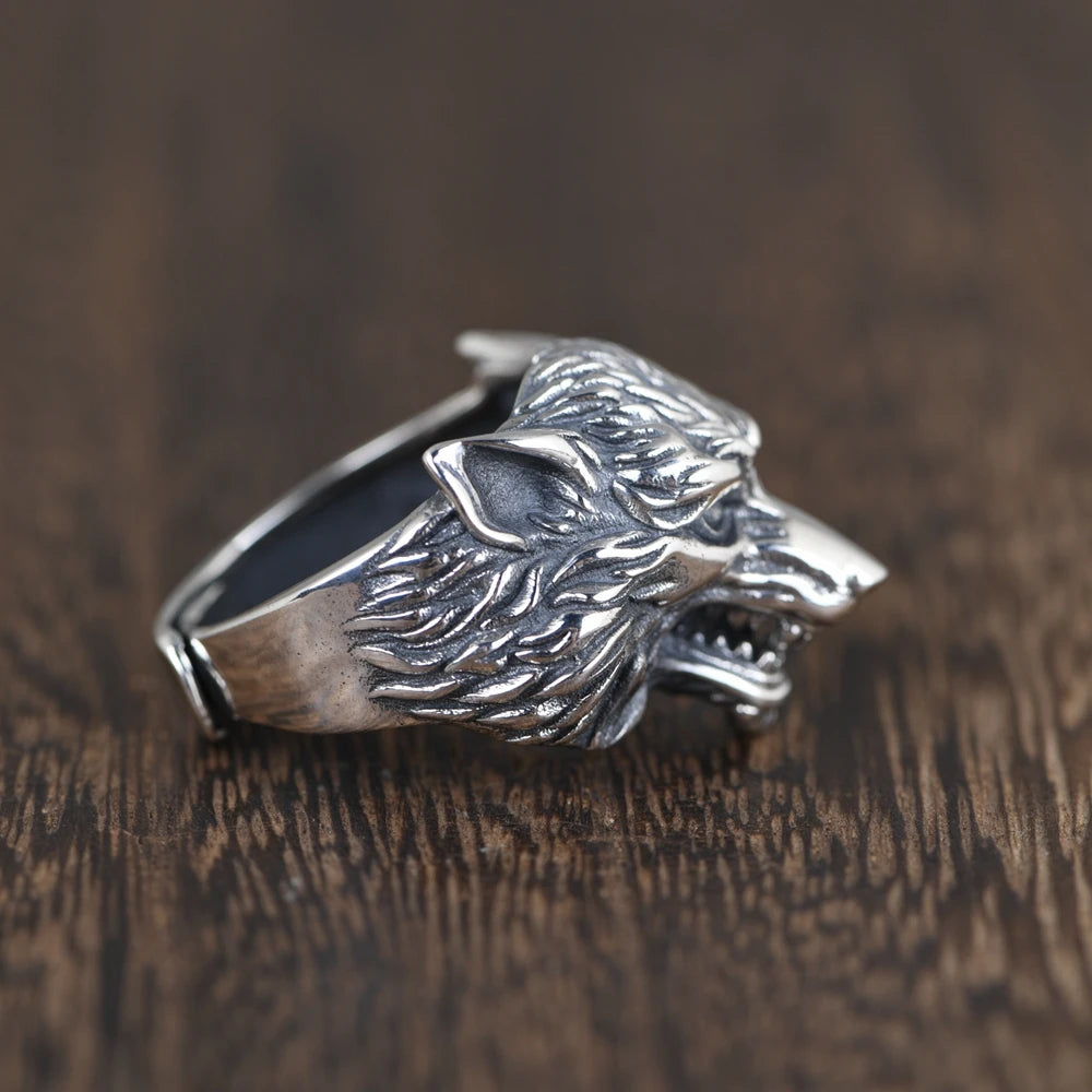 Rock Wolf Ring