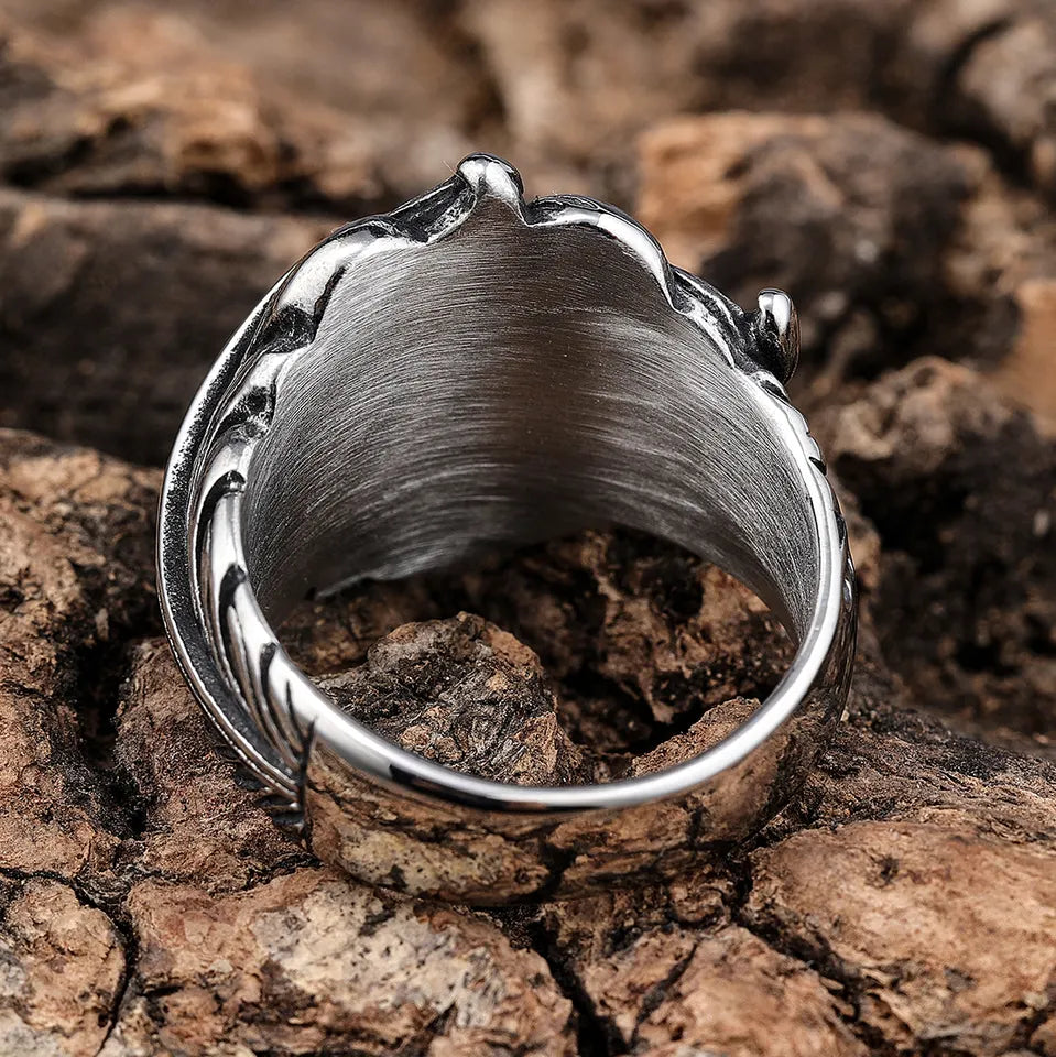 Peacock feather eye ring