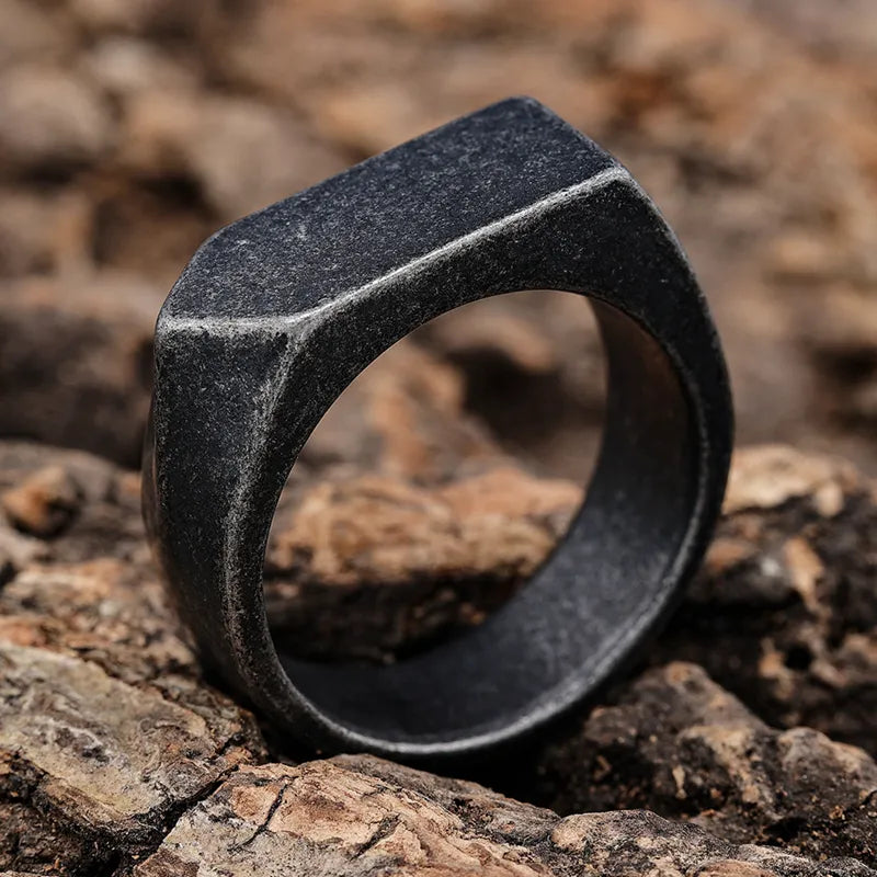 Minimalistic Ring