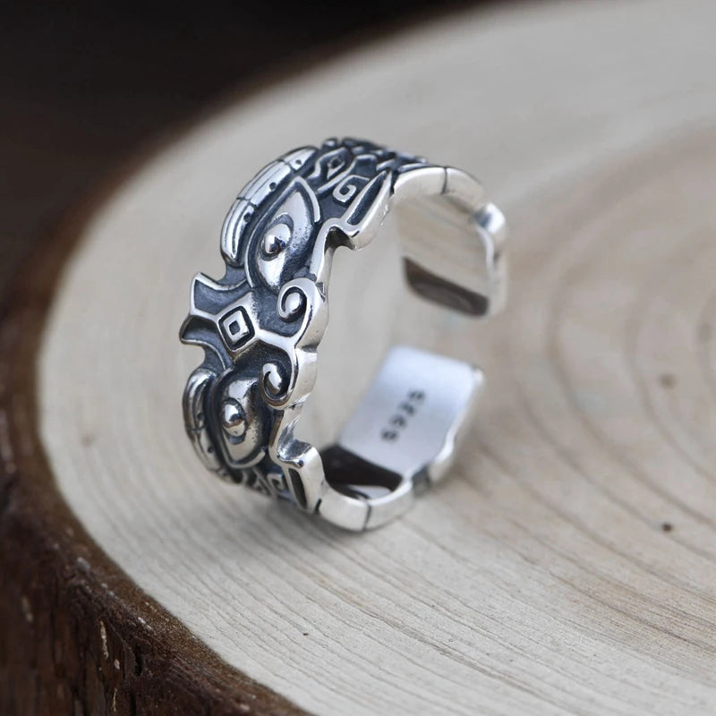 Silver Lion Ring