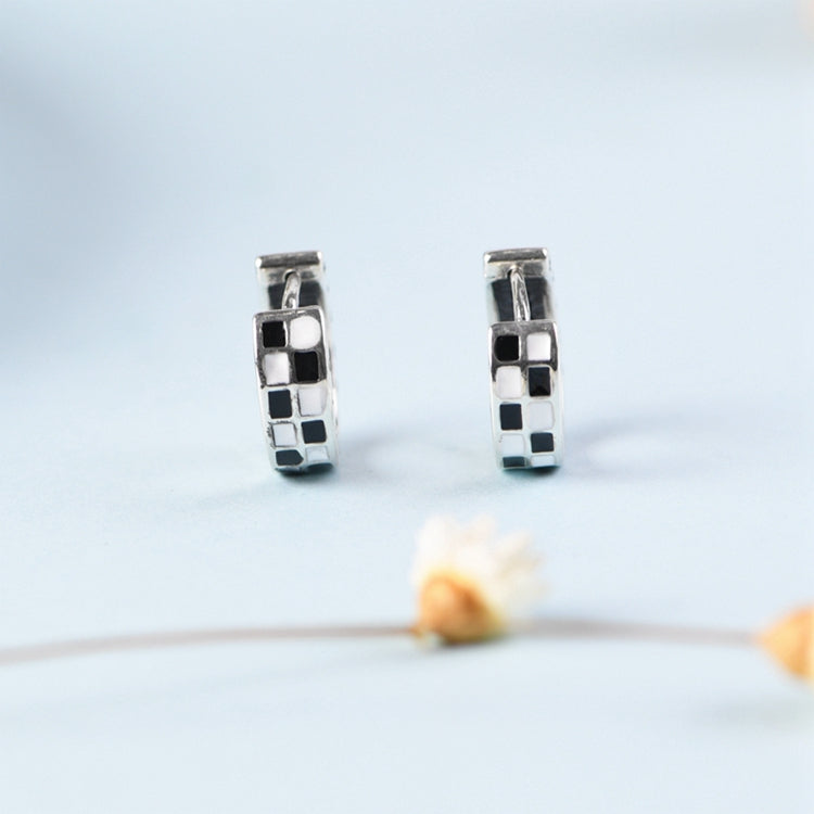 Black and White Lattice Mosaic Star Earrings
