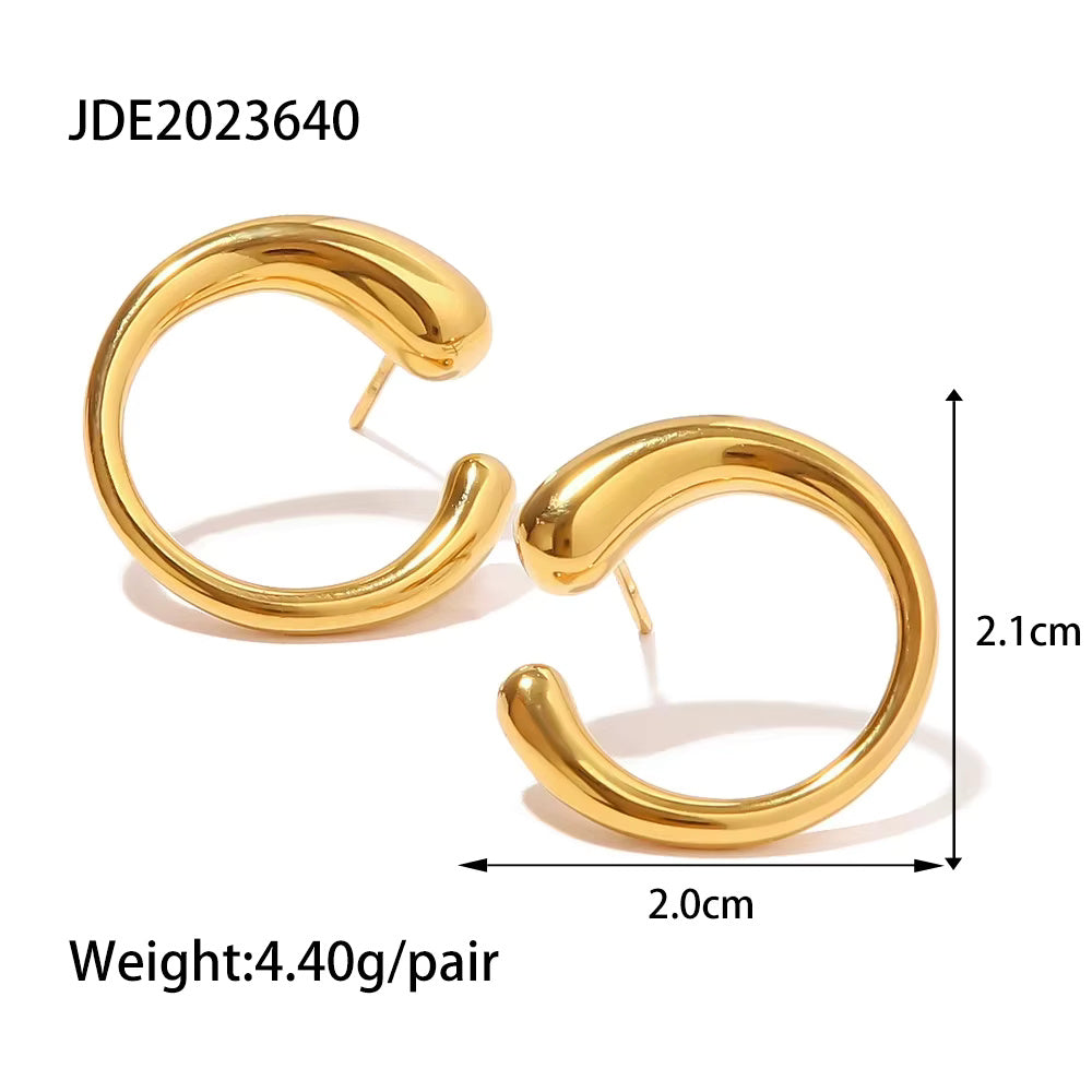 CC Shape Zircon Pearl Inlaid Earring