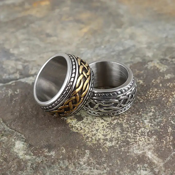 Viking Infinite Irish Knot ring