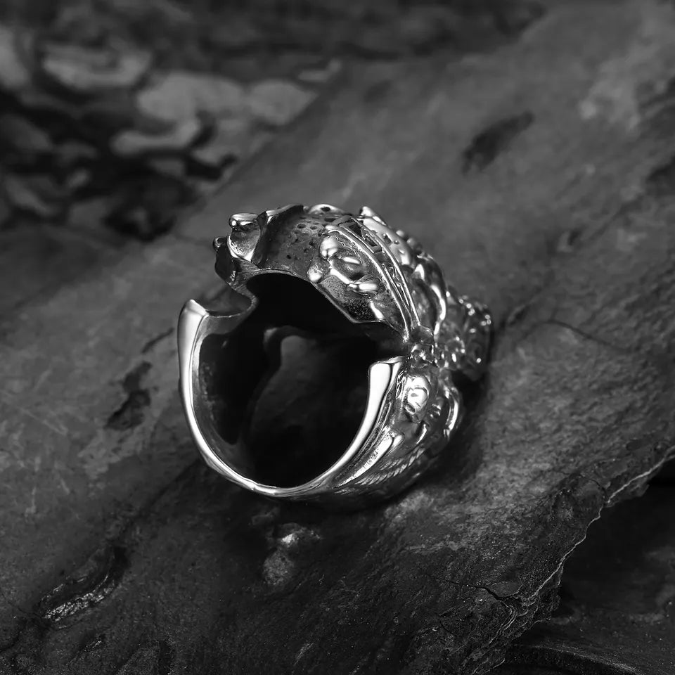 Skeleton soldier skull ring