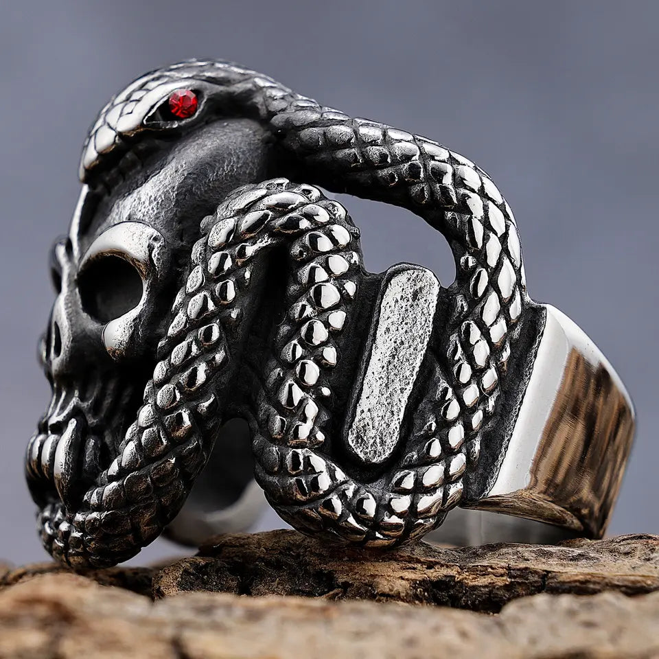 Red Eye Snake Wrapping Skull Ring