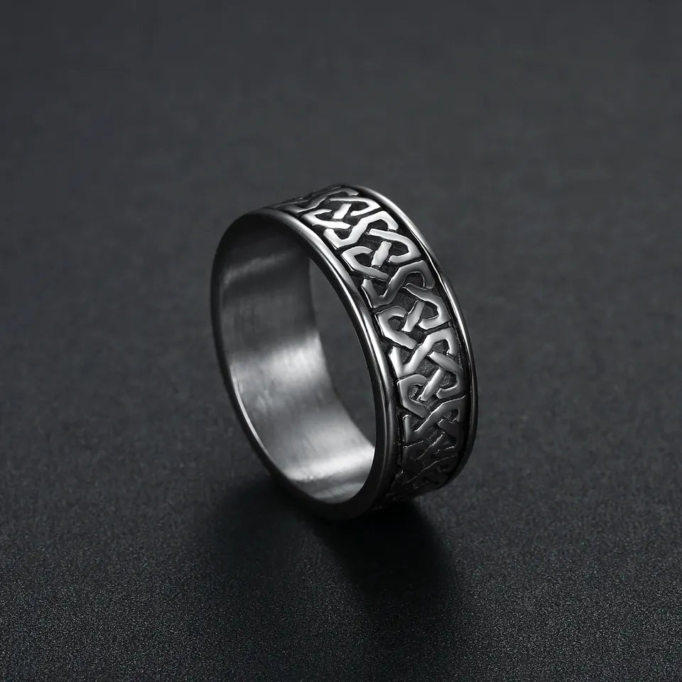 Nordic Knot Ring