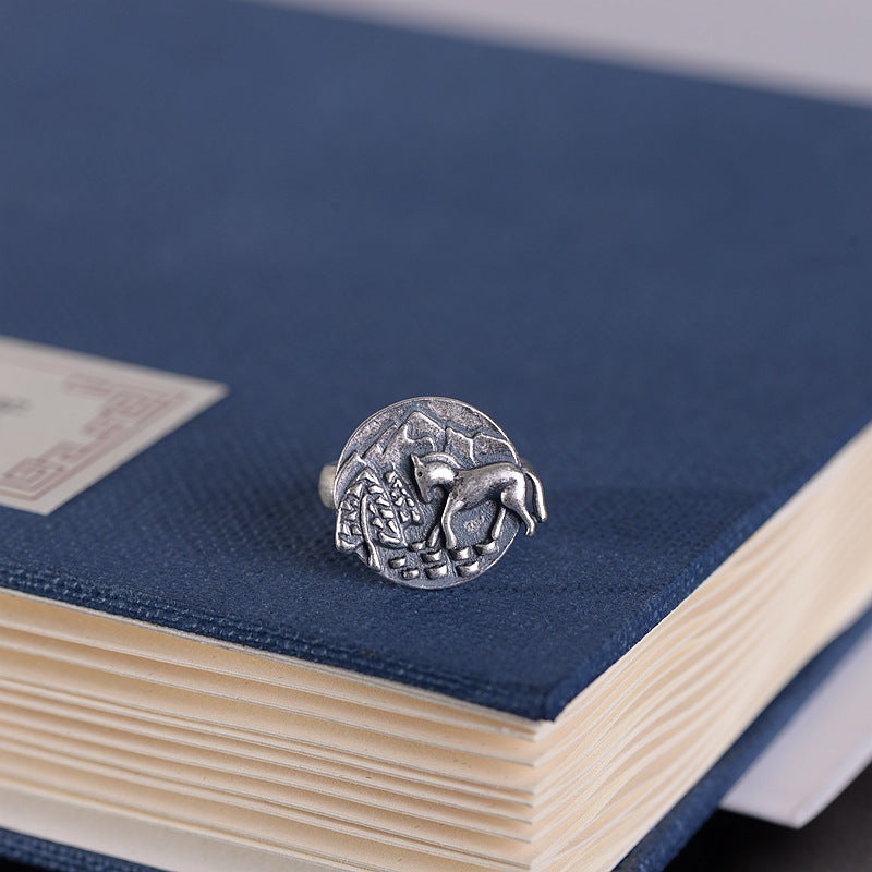 Horse Style Ring