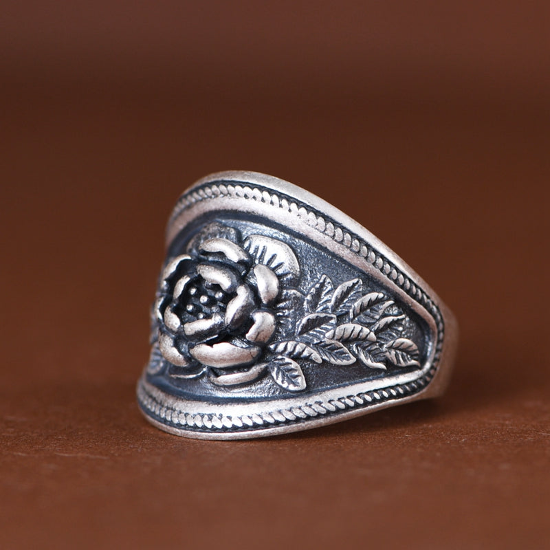 Peony Ring