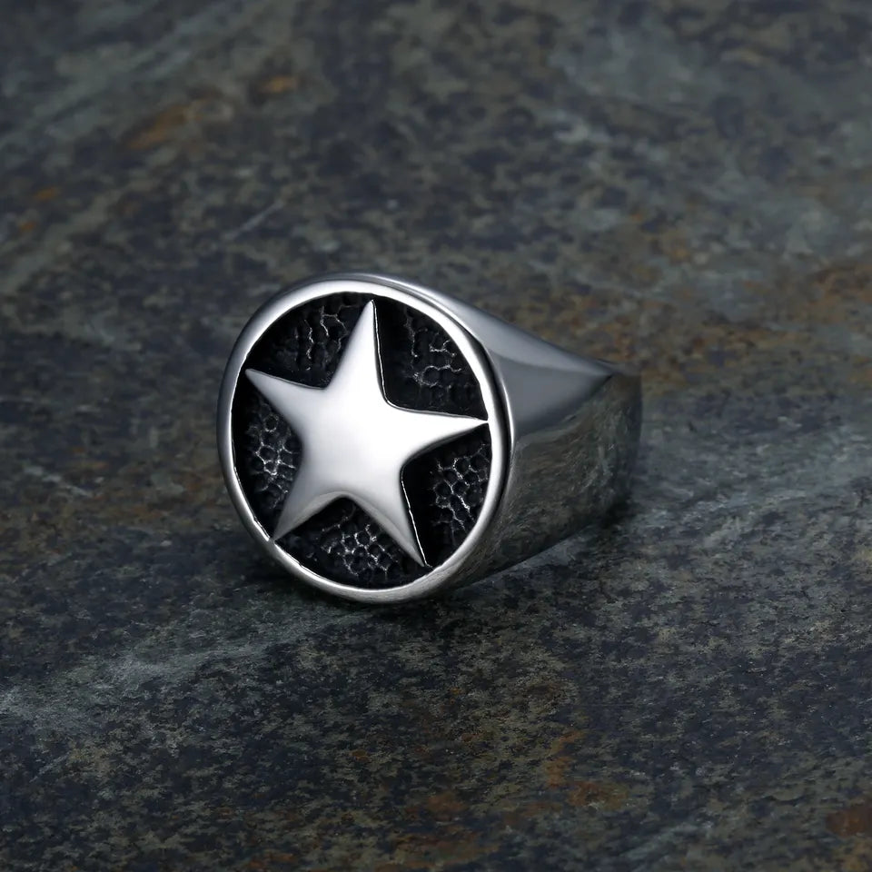 Retro Star Ring