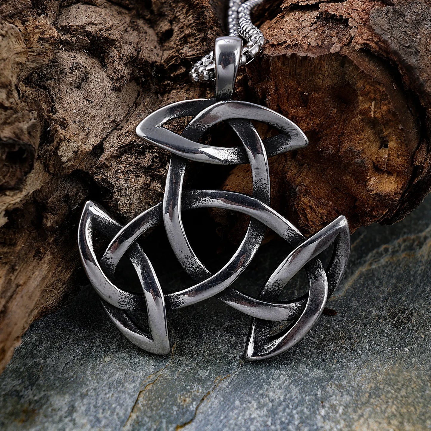 Triquetra Knot Pendant