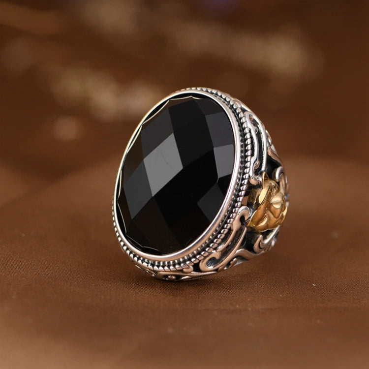 Lion Black Agate Ring
