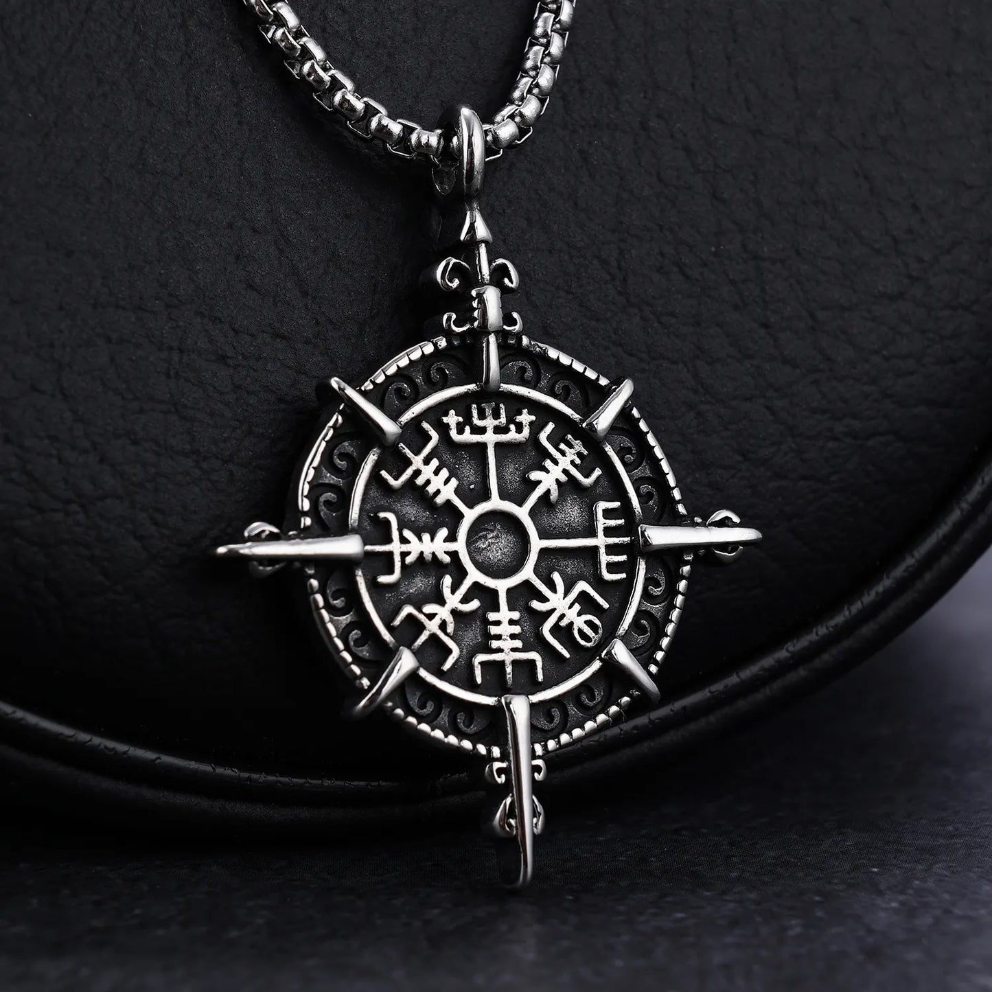 Vegvisir Rune Pendant