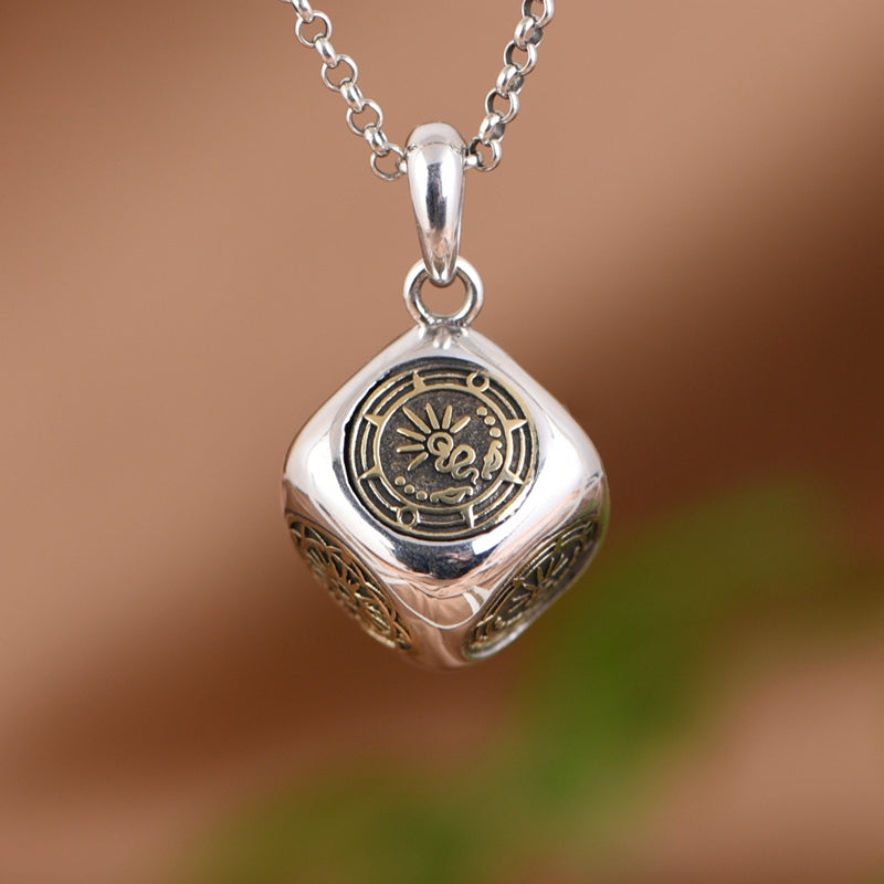 Star-Shaped Sieve Necklace