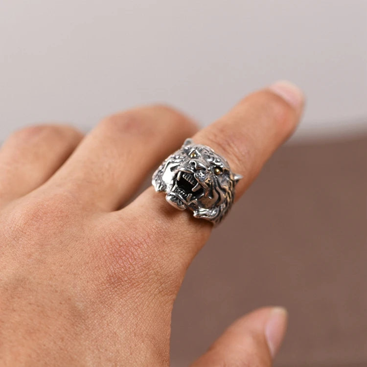 Retro Tiger Ring