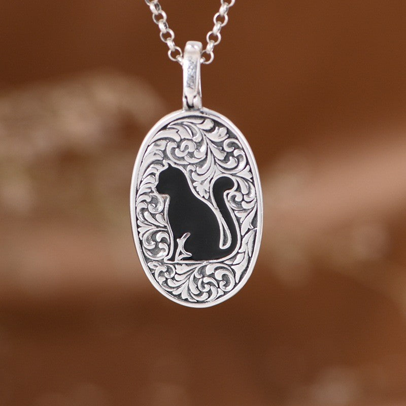 the Cute Cat Necklace