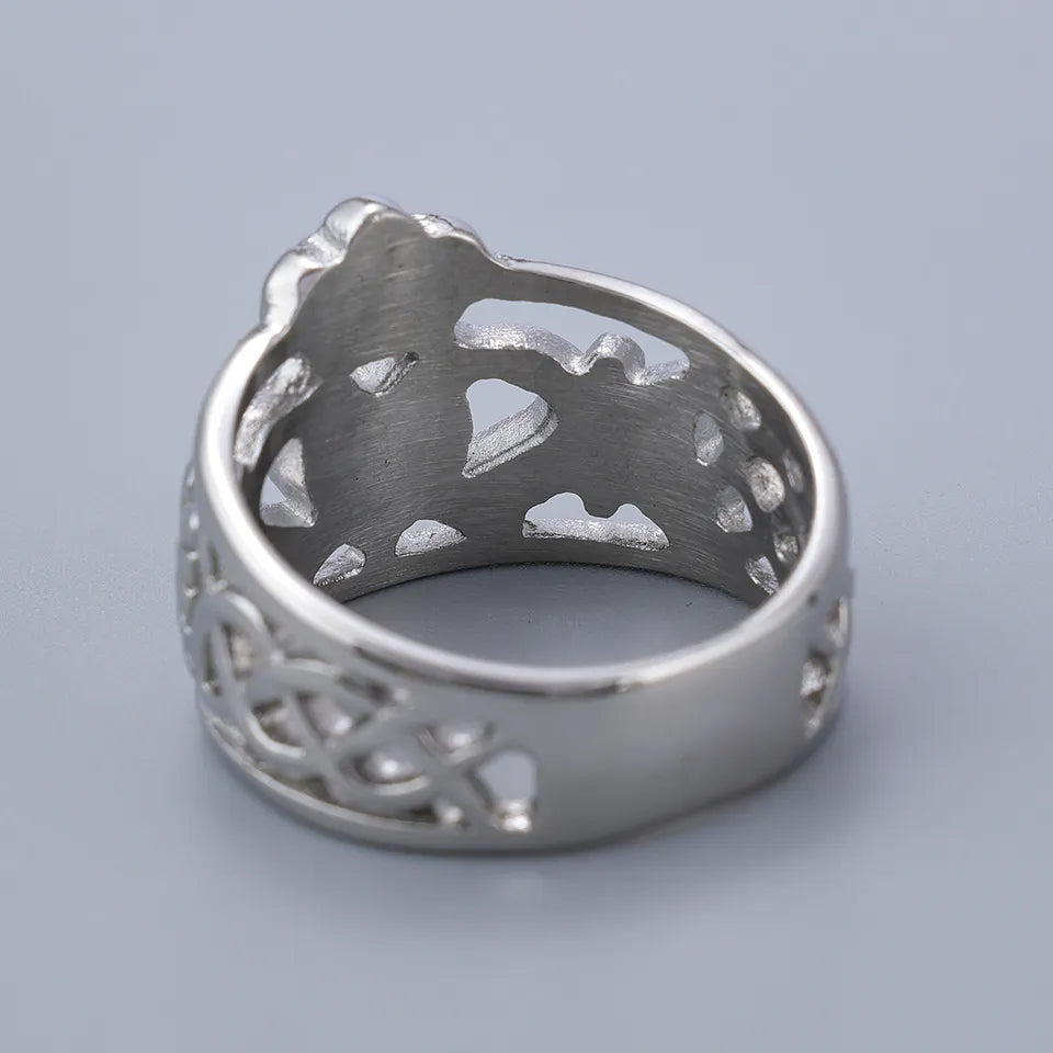Irish Celtic Claddagh ring