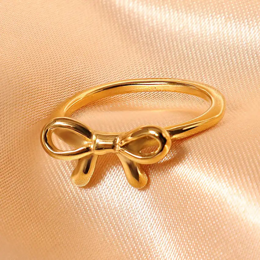 Gold Bow Ring