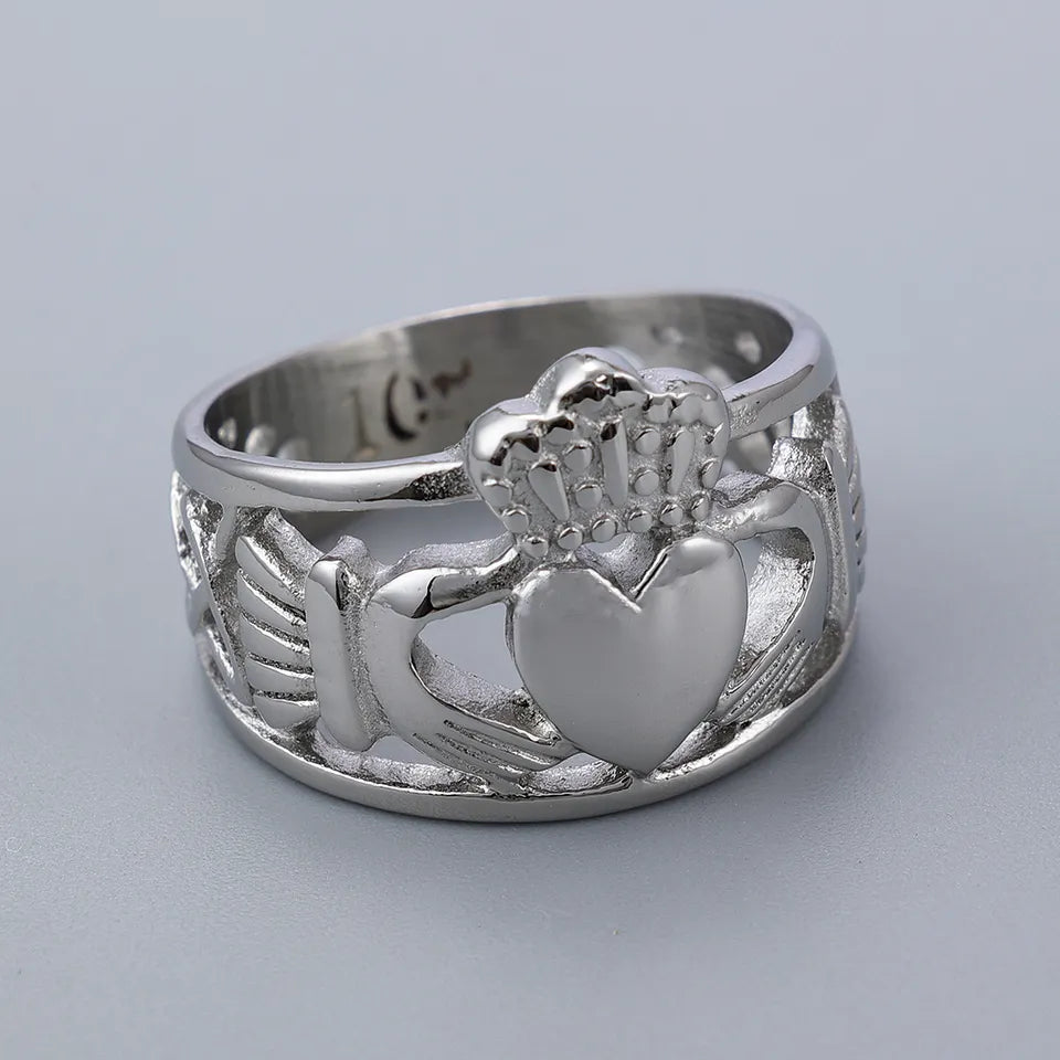 Irish Celtic Claddagh ring
