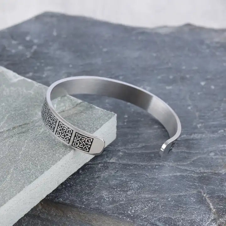 Valknut Celtic Bracelet