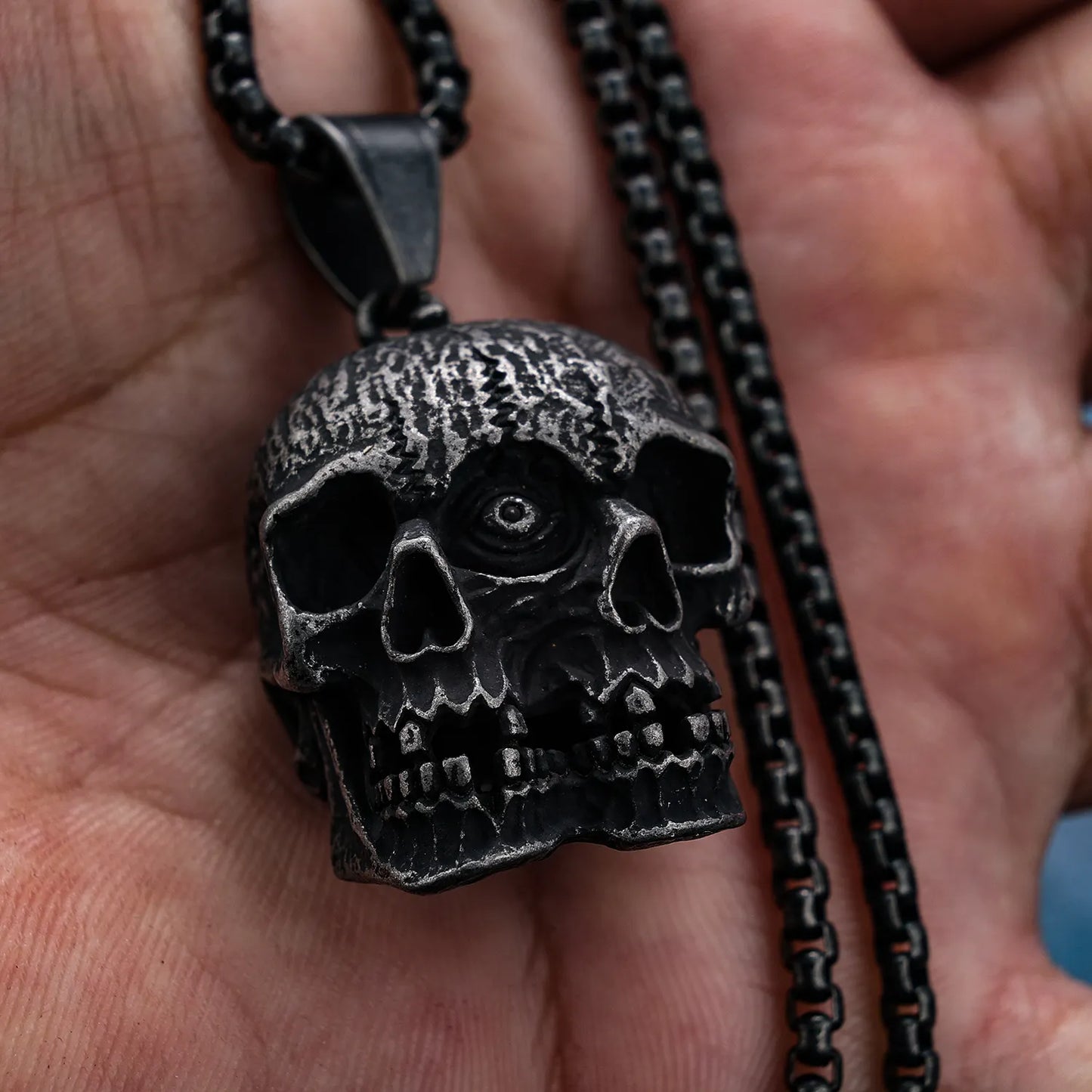 Men's Skull Pendant