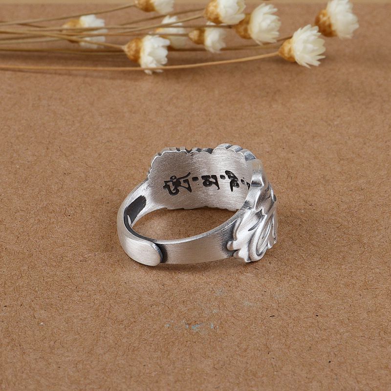Flower Design Ring
