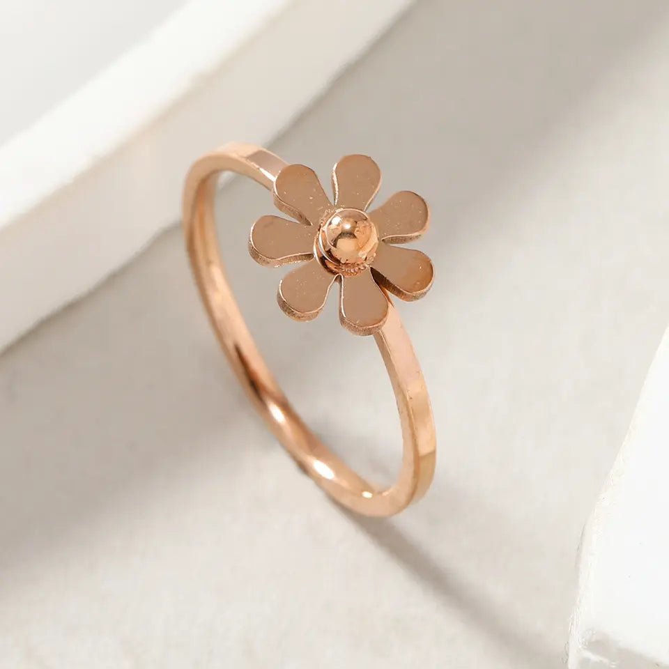 Daisy Blossom Ring