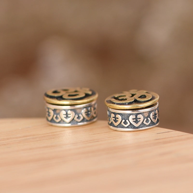 Letter Design Earrings