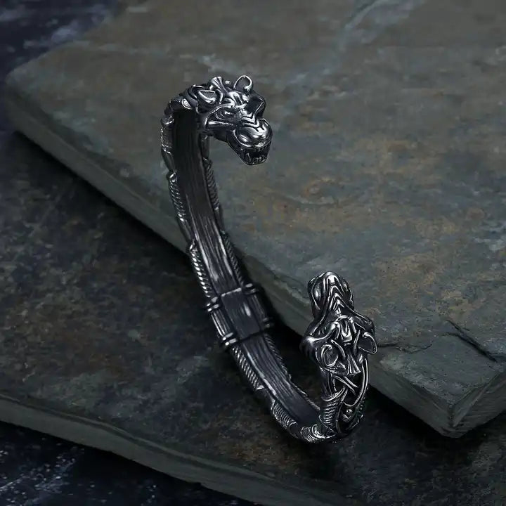 Wolf Knot Bracelet