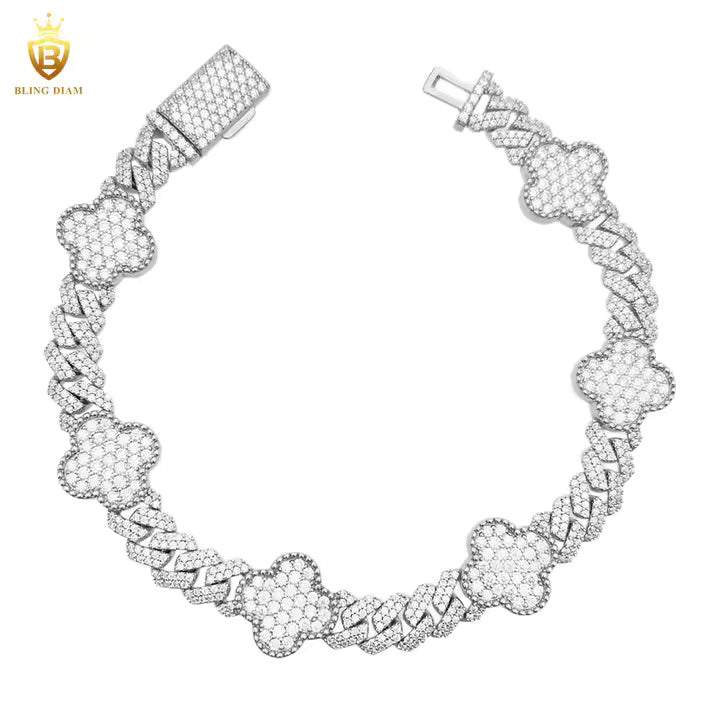 Moissanite Clover Chain