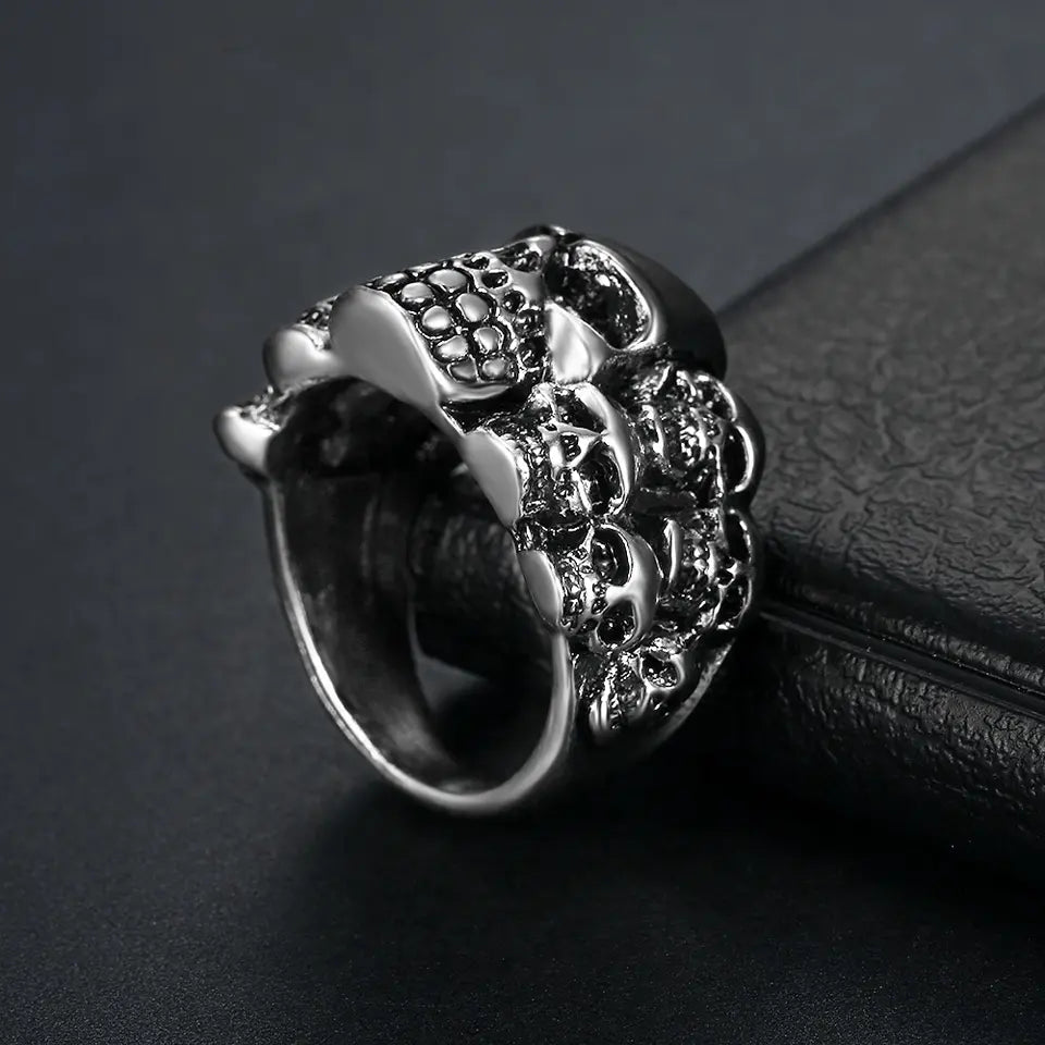 Multi skull Biker Ring