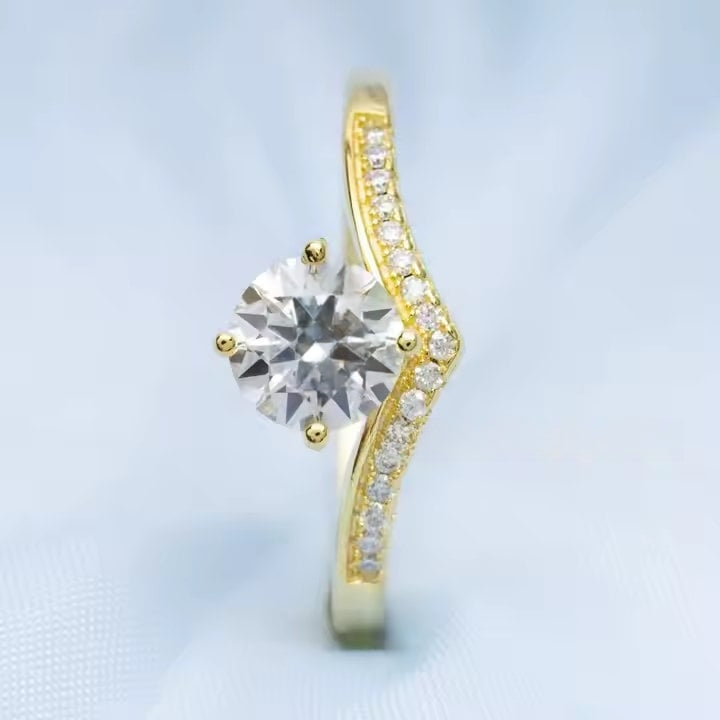 V-shape Moissanite Ring