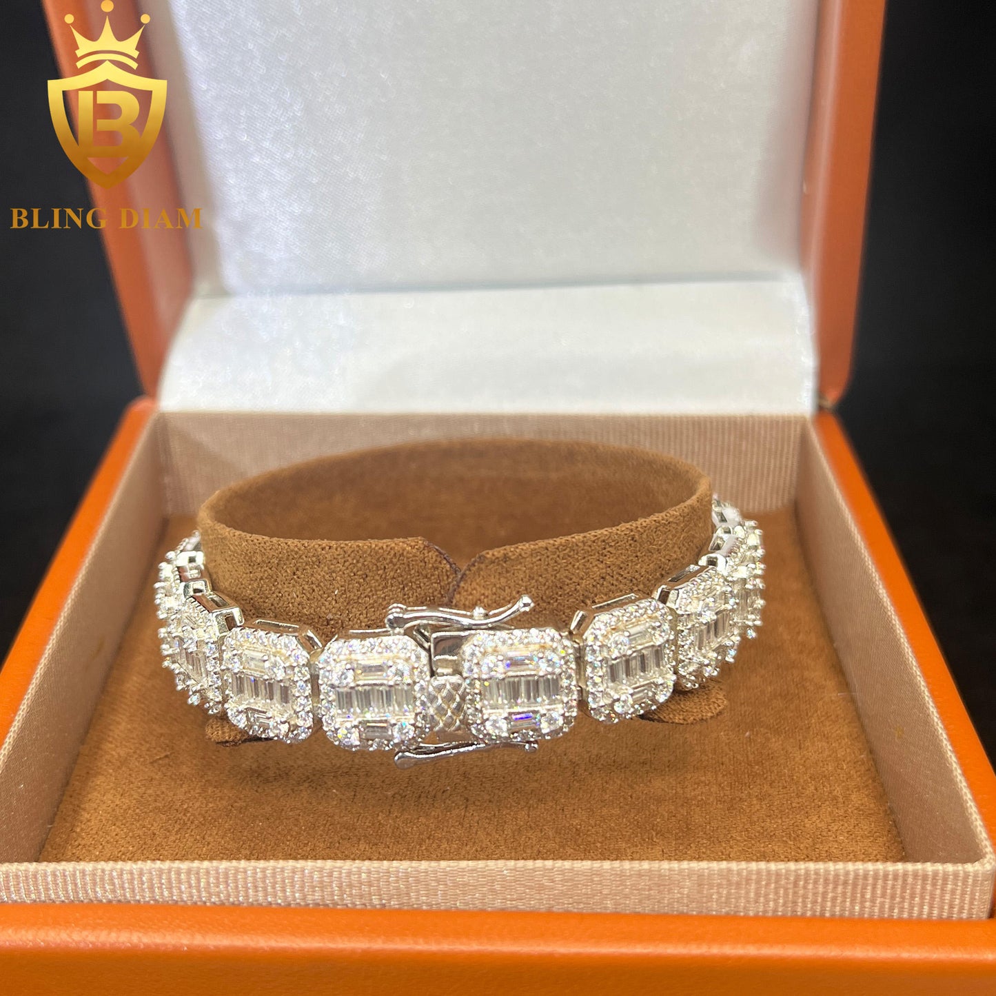 Baguette Cut Moissanite Tennis Bracelet