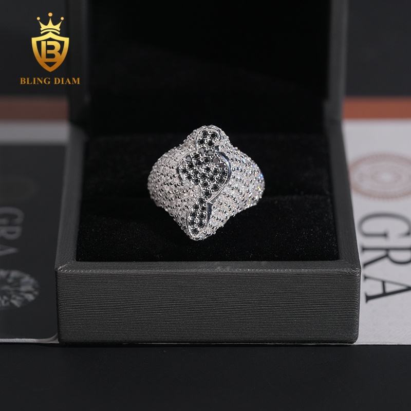 music sign moissanite ring