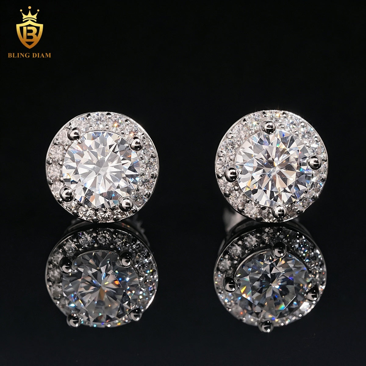 VVS Round Brilliant Moissanite Stud Earrings