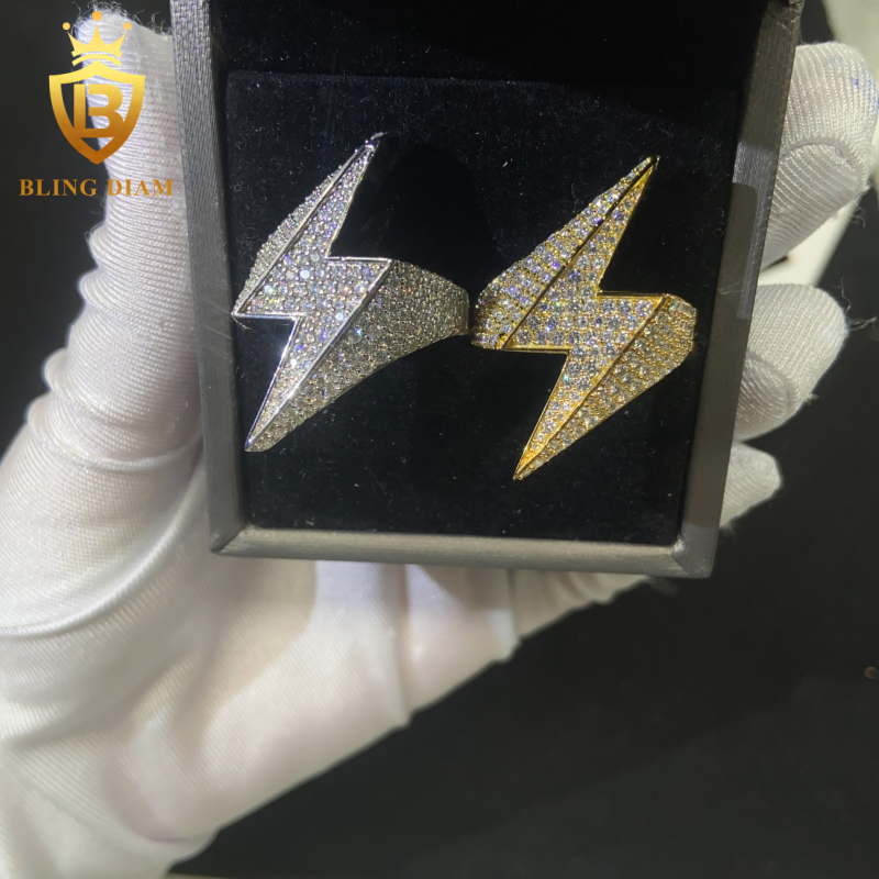 lightning-shape moissanite ring