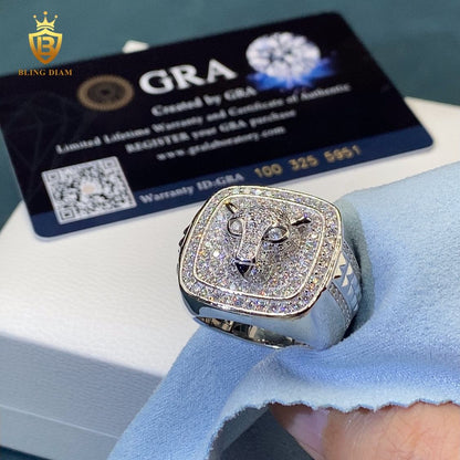 Leopard head moissanite ring