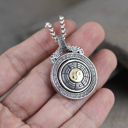 Rotating Pendant Necklace