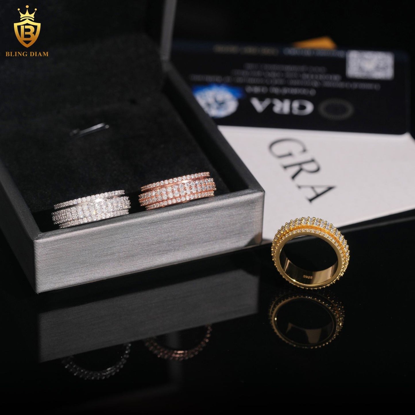 Rotating moissanite ring