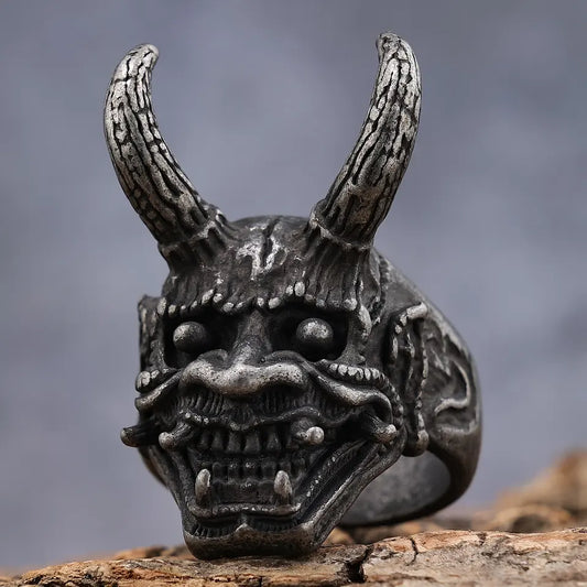Long Horn Devil Ring