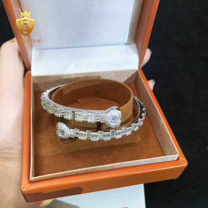 Rose Gold Heart Moissanite Bangle