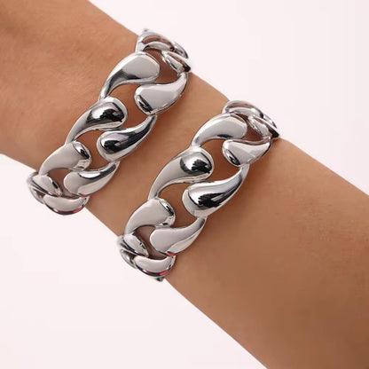 Twist Bracelet