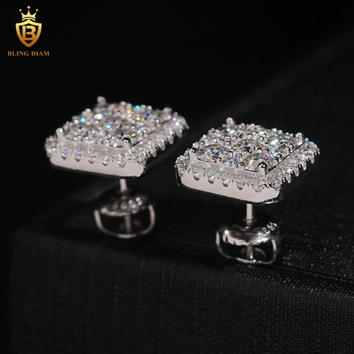 VVS1 Moissanite Stud Earrings