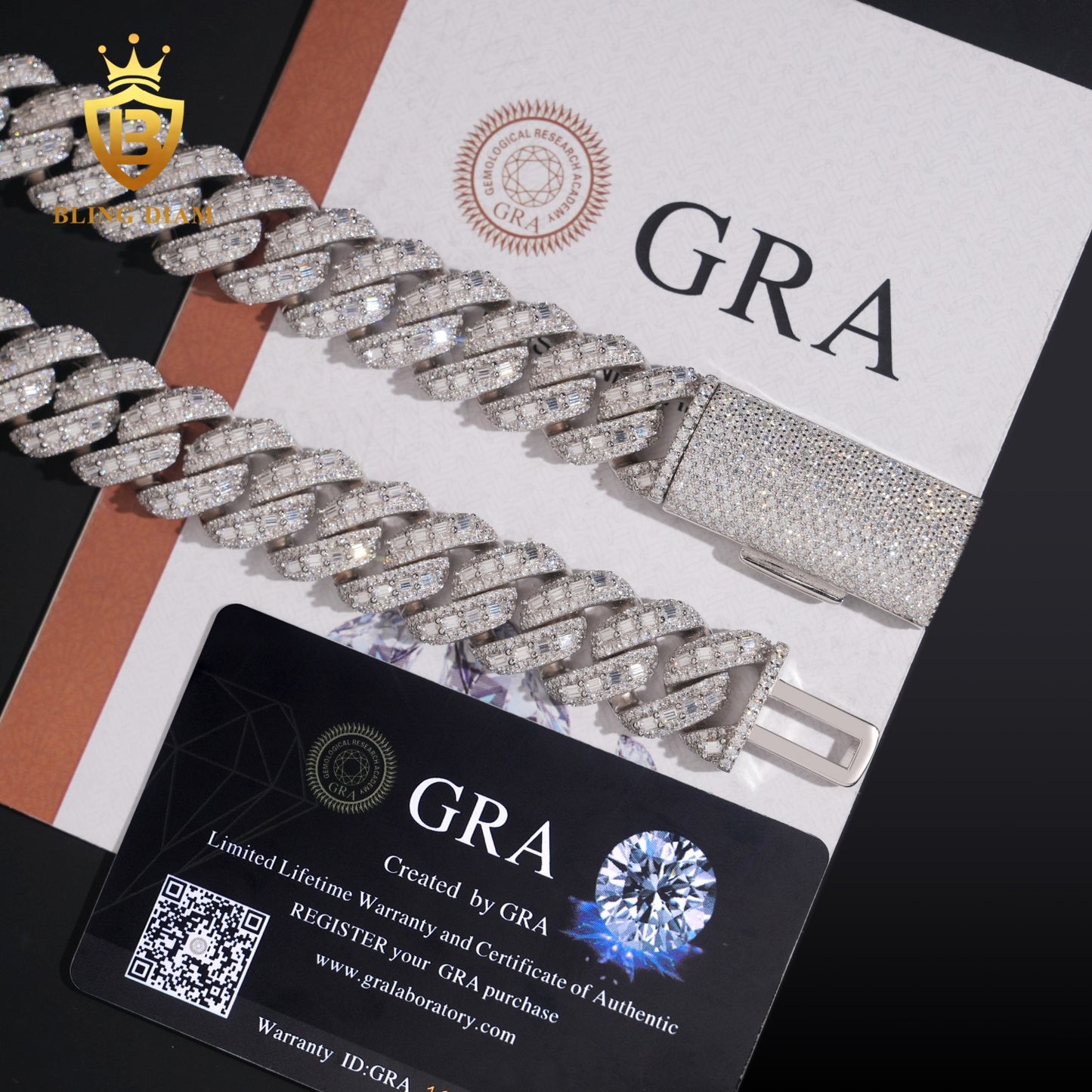 18MM VVS moissanite Baguette Cut Cuban Chain