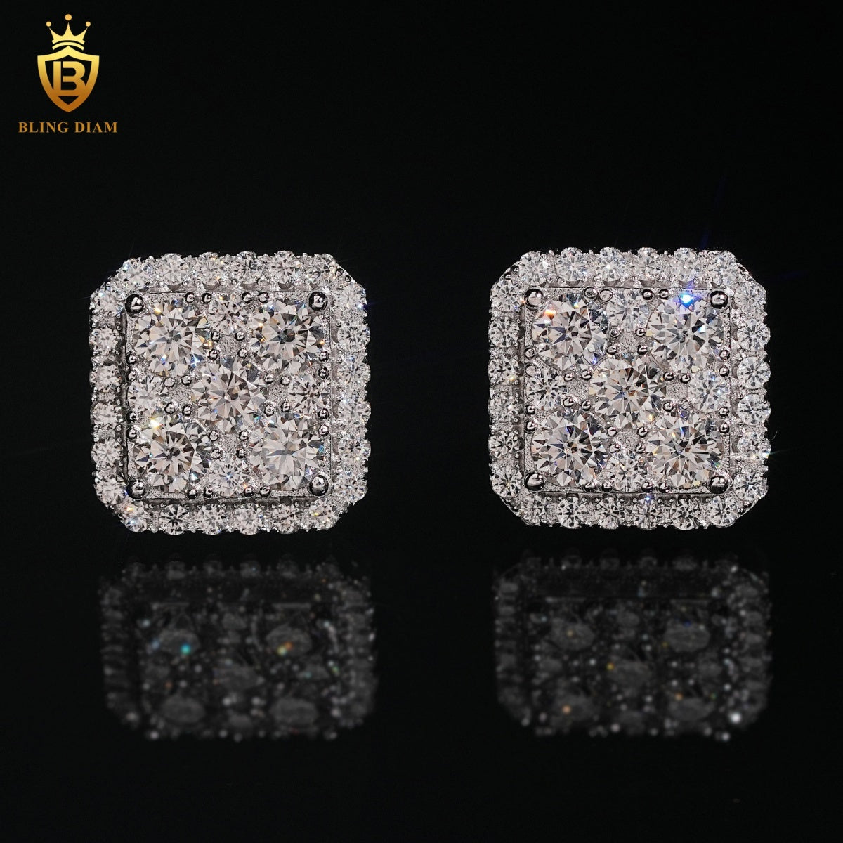 VVS1 Moissanite Stud Earrings