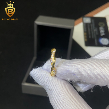 Weave-shape moissanite ring